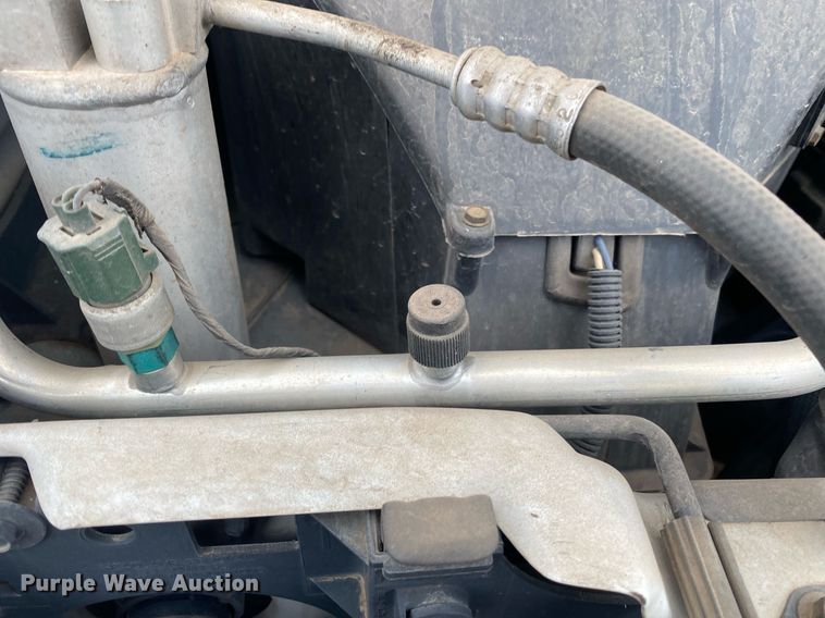 image for item KV9617 2002 Dodge Ram 2500  van