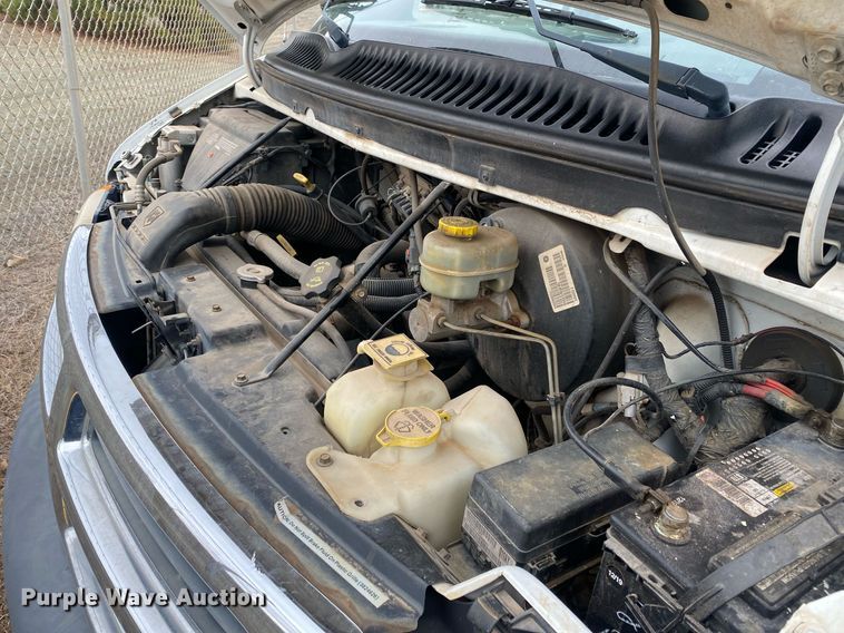 image for item KV9617 2002 Dodge Ram 2500  van