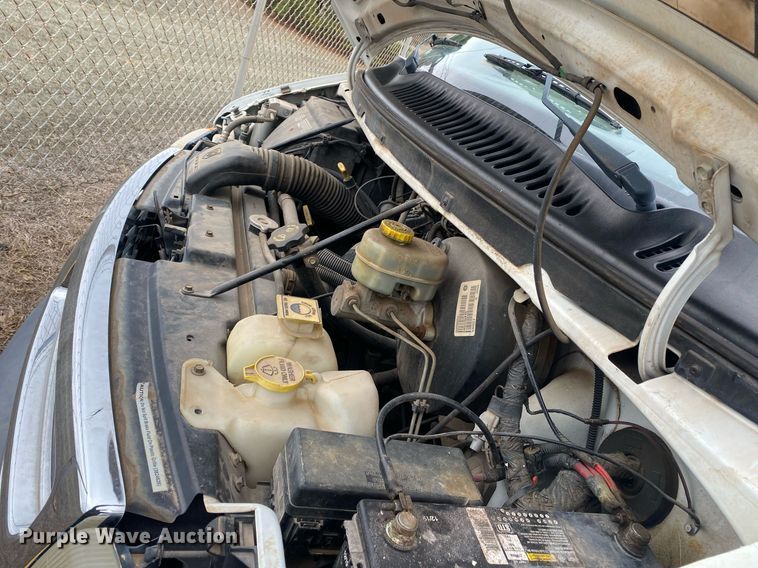 image for item KV9617 2002 Dodge Ram 2500  van