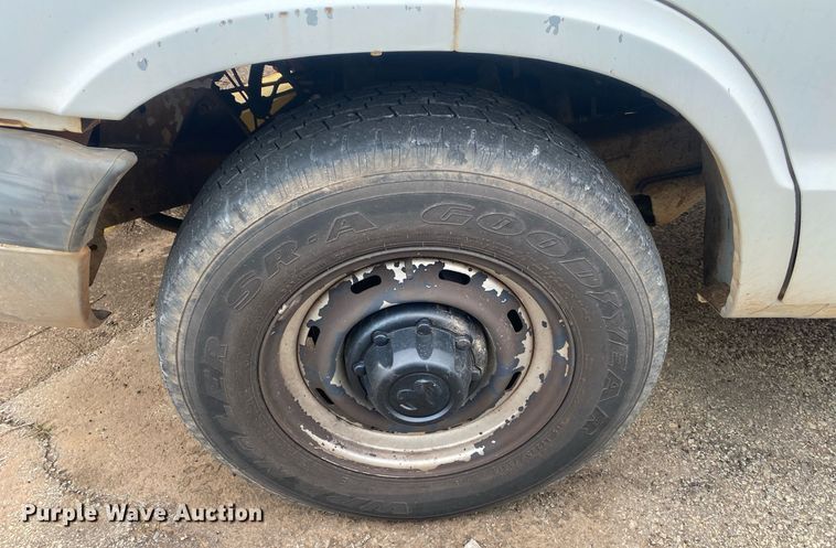 image for item KV9617 2002 Dodge Ram 2500  van