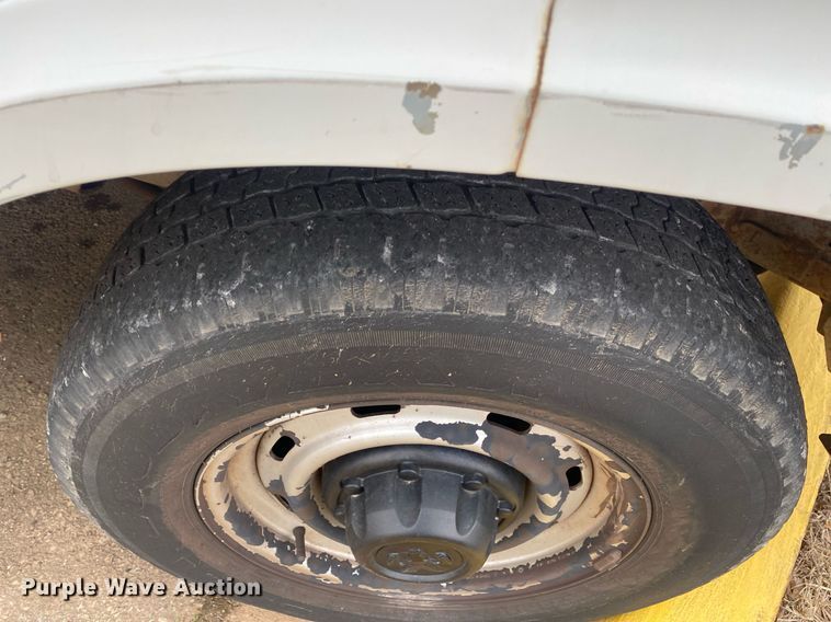 image for item KV9617 2002 Dodge Ram 2500  van