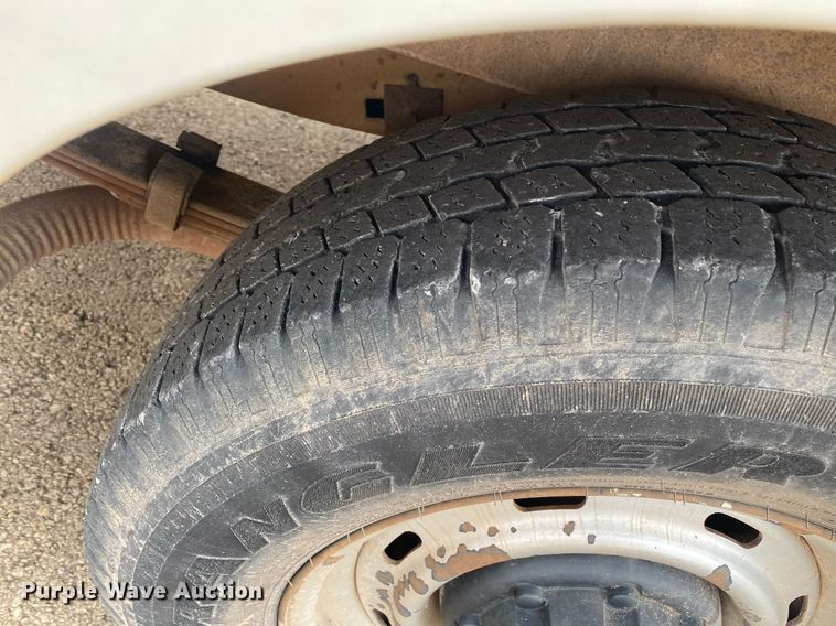 image for item KV9617 2002 Dodge Ram 2500  van