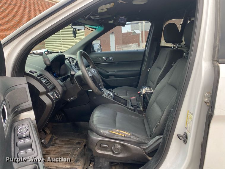 image for item KV9619 2017 Ford Explorer Police  SUV