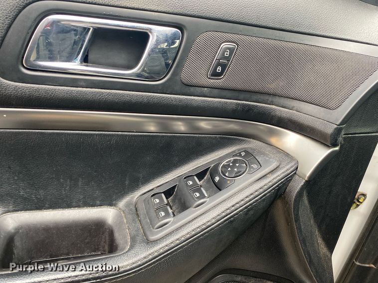 image for item KV9619 2017 Ford Explorer Police  SUV