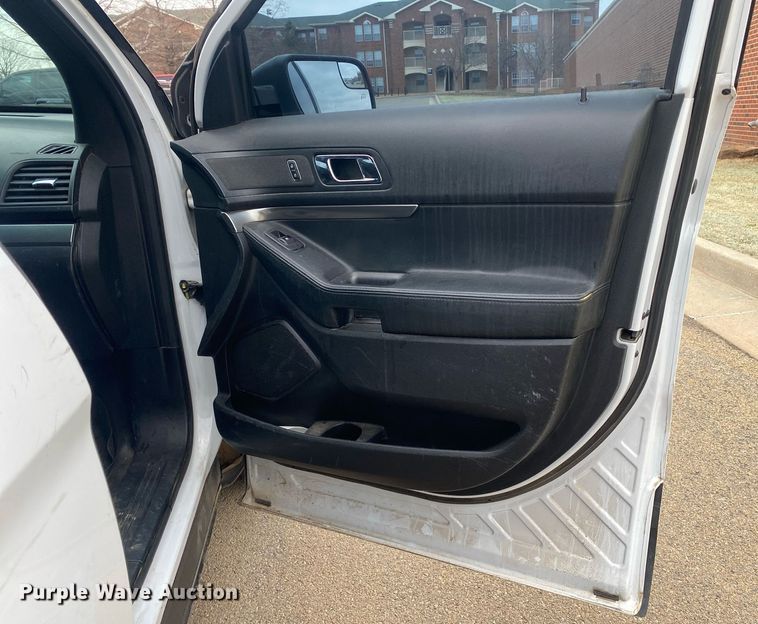 image for item KV9619 2017 Ford Explorer Police  SUV