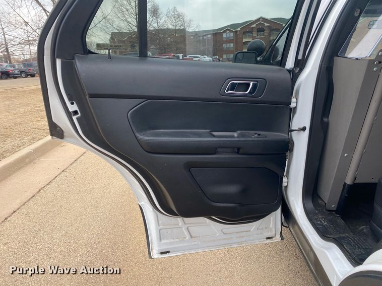 image for item KV9619 2017 Ford Explorer Police  SUV