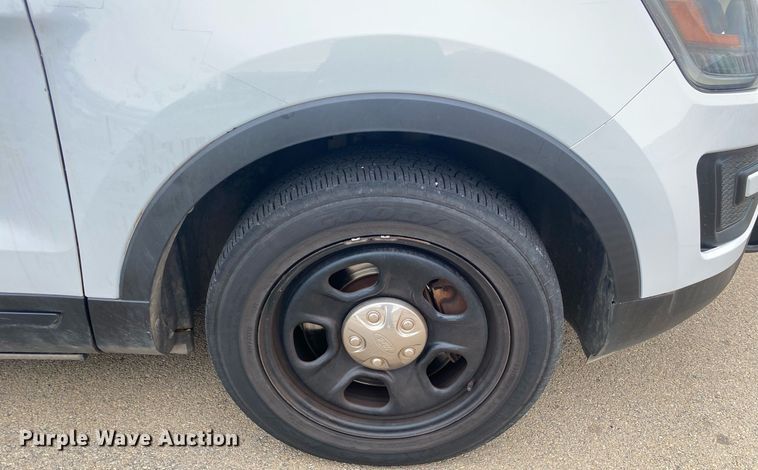 image for item KV9619 2017 Ford Explorer Police  SUV