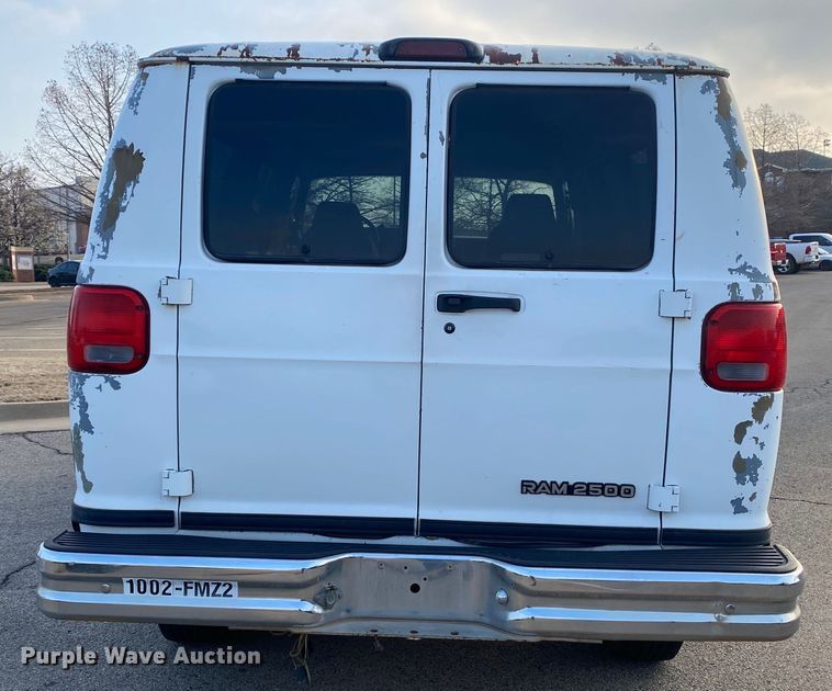 image for item KV9620 2000 Dodge Ram 2500  van