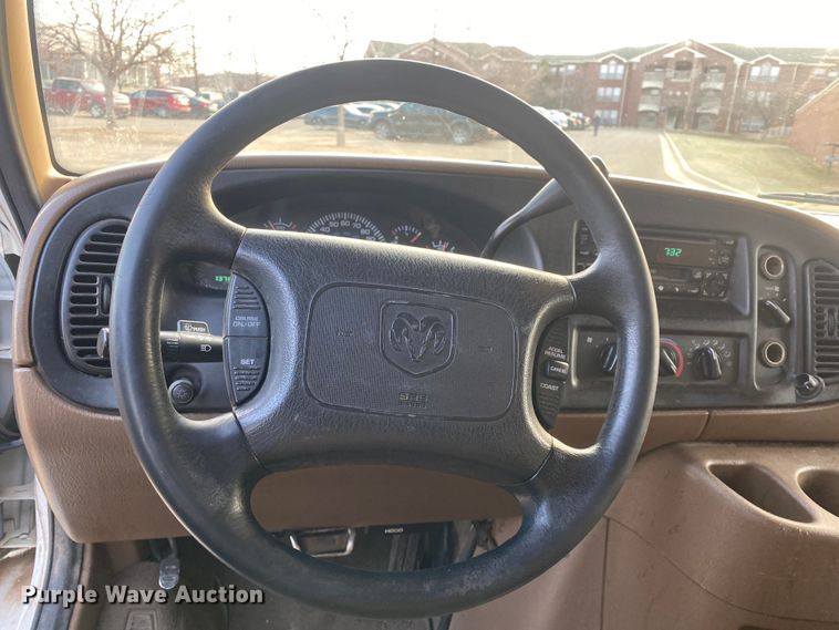 image for item KV9620 2000 Dodge Ram 2500  van