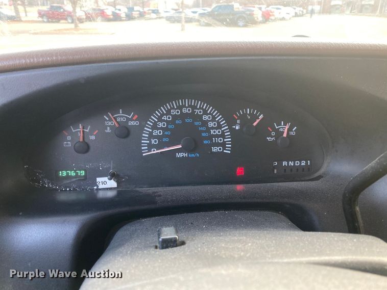 image for item KV9620 2000 Dodge Ram 2500  van