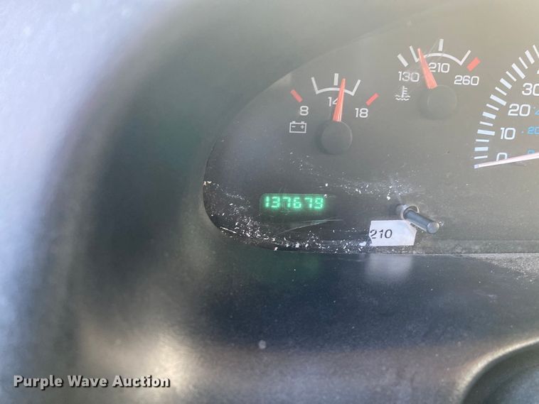 image for item KV9620 2000 Dodge Ram 2500  van