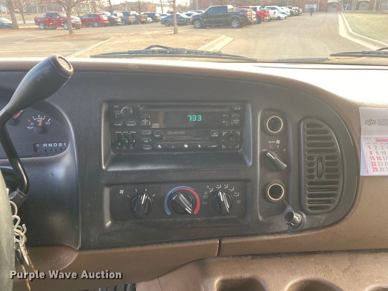 image for item KV9620 2000 Dodge Ram 2500  van