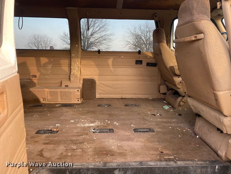 image for item KV9620 2000 Dodge Ram 2500  van