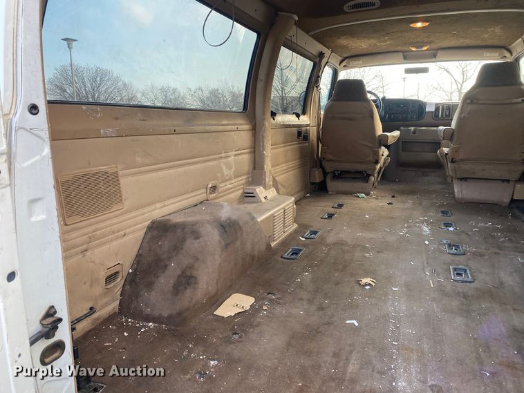 image for item KV9620 2000 Dodge Ram 2500  van