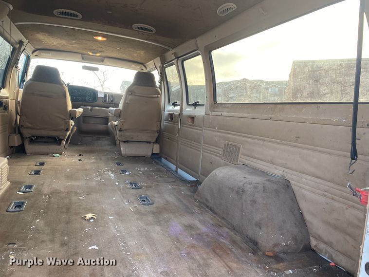 image for item KV9620 2000 Dodge Ram 2500  van