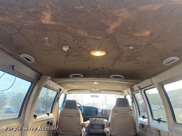 image for item KV9620 2000 Dodge Ram 2500  van