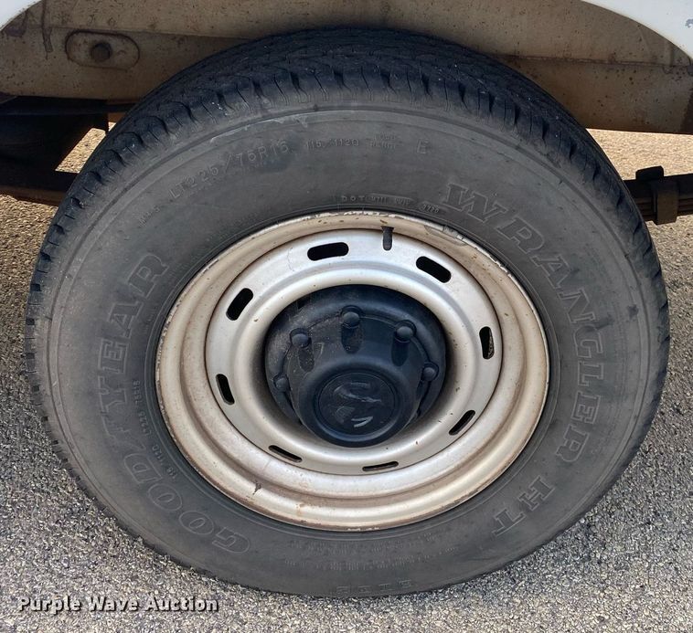 image for item KV9620 2000 Dodge Ram 2500  van