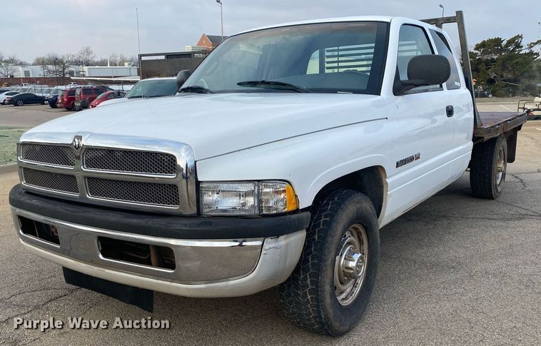 image for item KV9621 2001 Dodge Ram 2500  Quad Cab flatbed truck