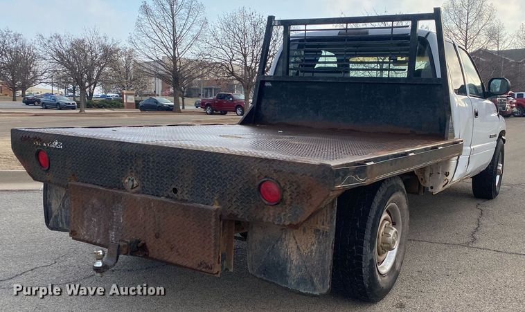 image for item KV9621 2001 Dodge Ram 2500  Quad Cab flatbed truck