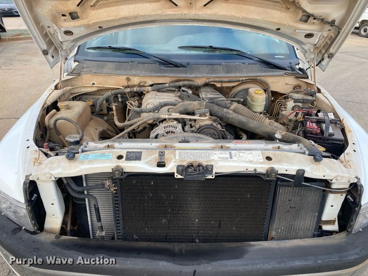 image for item KV9621 2001 Dodge Ram 2500  Quad Cab flatbed truck