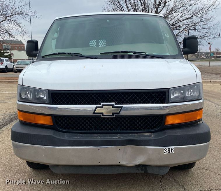 image for item KV9622 2007 Chevrolet Express 3500  van