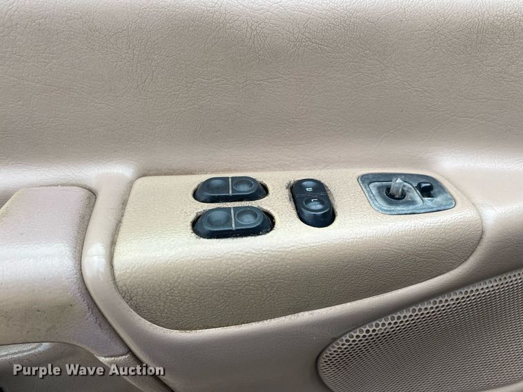 image for item KV9624 1998 Ford Club Wagon XLT  van