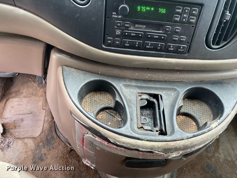 image for item KV9624 1998 Ford Club Wagon XLT  van