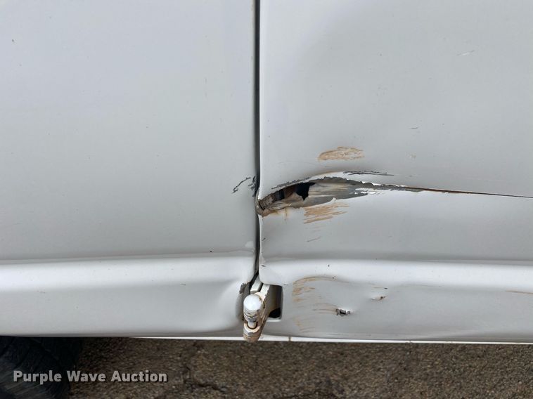 image for item KV9624 1998 Ford Club Wagon XLT  van