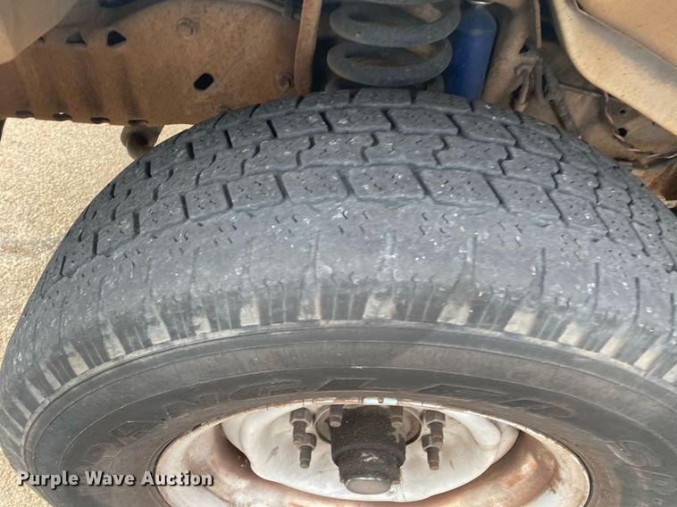 image for item KV9624 1998 Ford Club Wagon XLT  van