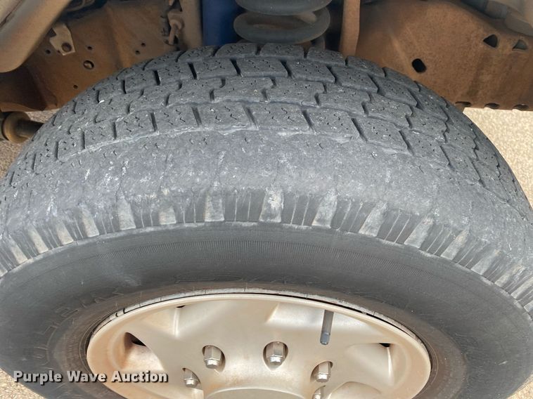 image for item KV9624 1998 Ford Club Wagon XLT  van