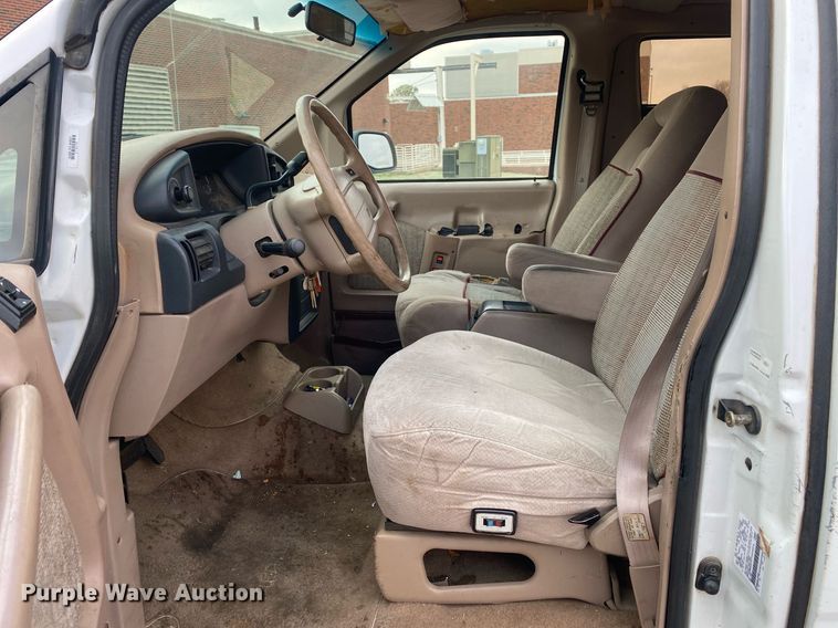 image for item KV9625 1996 Ford Aerostar XLT  van