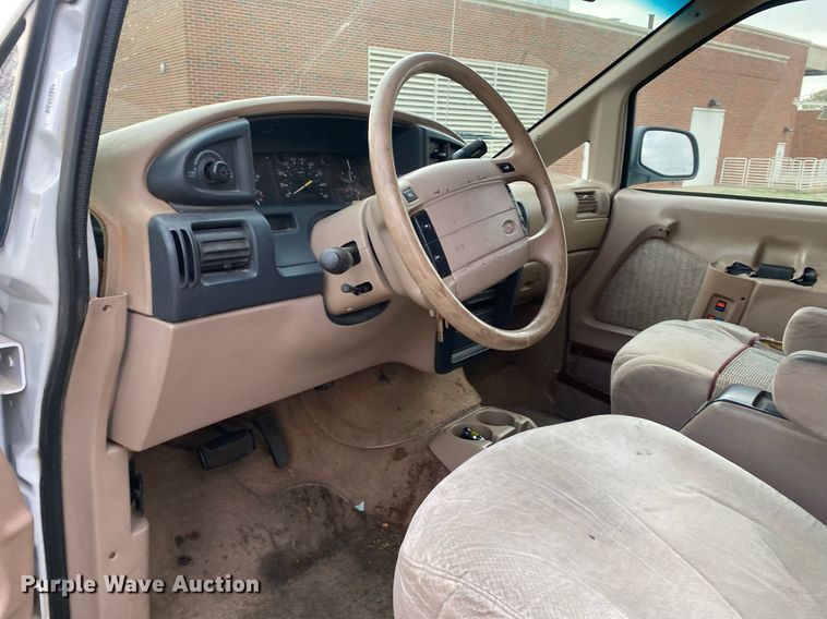 image for item KV9625 1996 Ford Aerostar XLT  van
