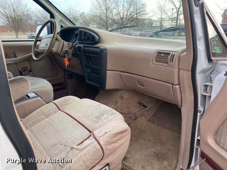 image for item KV9625 1996 Ford Aerostar XLT  van