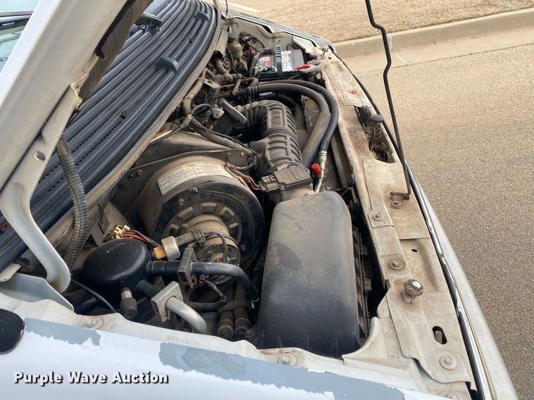 image for item KV9625 1996 Ford Aerostar XLT  van