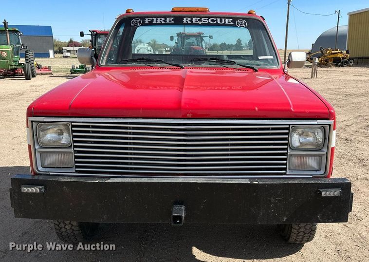 image for item KX9060 1984 Chevrolet K30  pickup truck cab and chassis