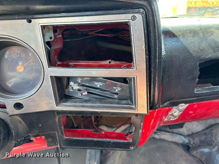 image for item KX9060 1984 Chevrolet K30  pickup truck cab and chassis