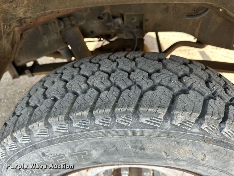 image for item KX9060 1984 Chevrolet K30  pickup truck cab and chassis