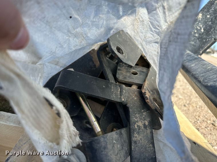 image for item KX9063 Automotive accessories