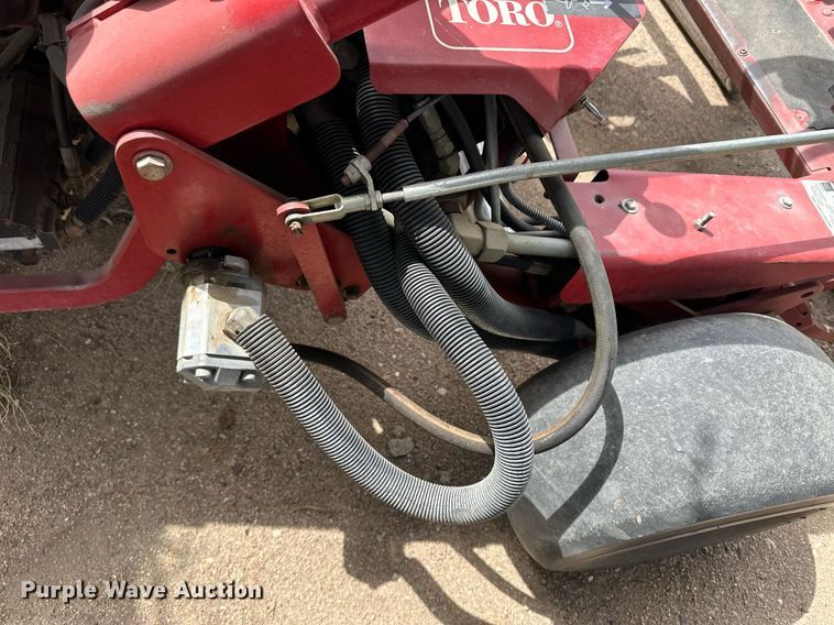 image for item KX9066 Toro  greens mower