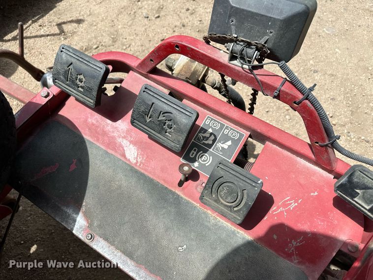 image for item KX9066 Toro  greens mower