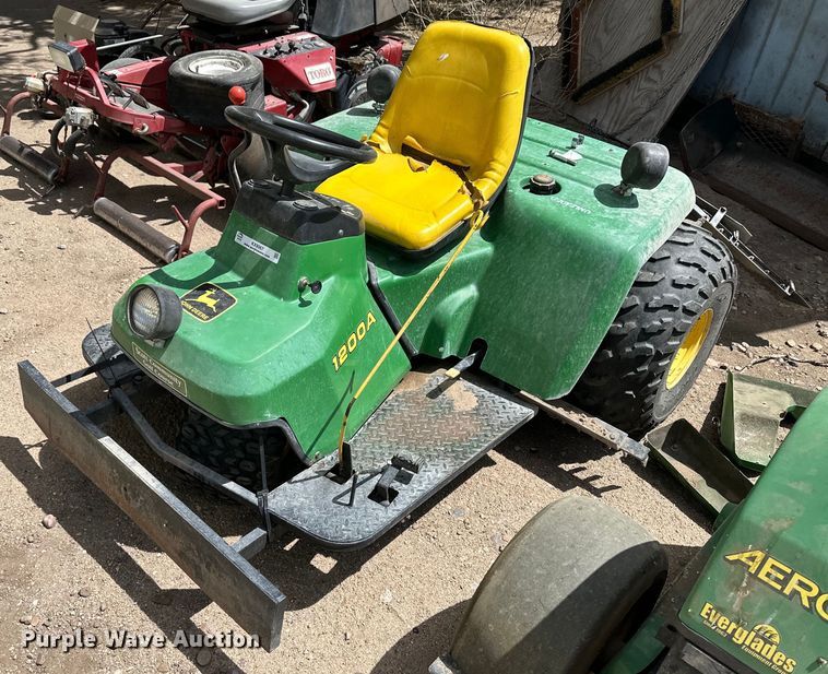 image for item KX9067 John Deere 1200A  bunker rake