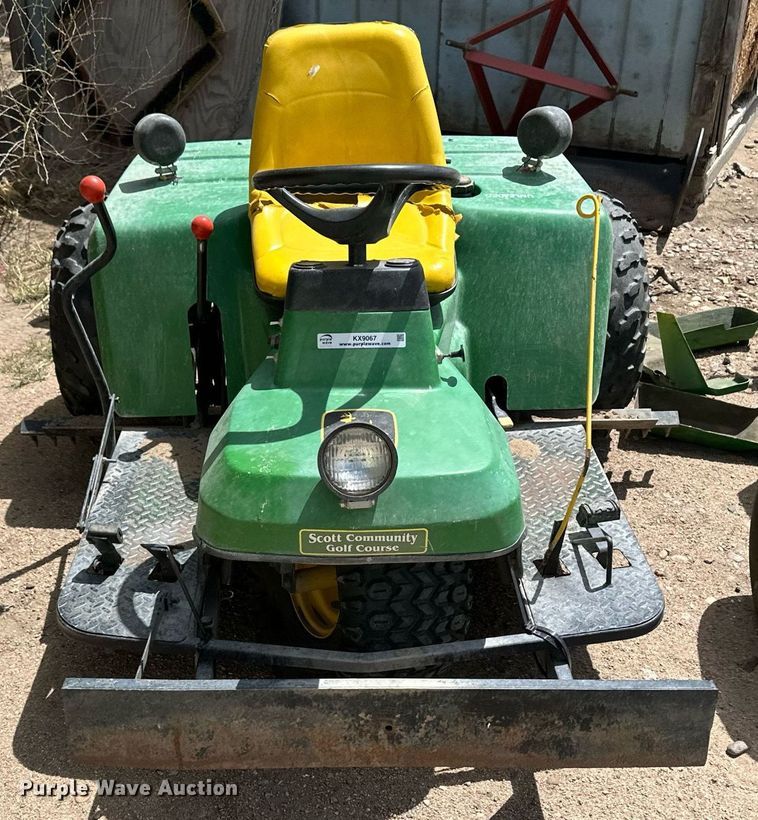 image for item KX9067 John Deere 1200A  bunker rake