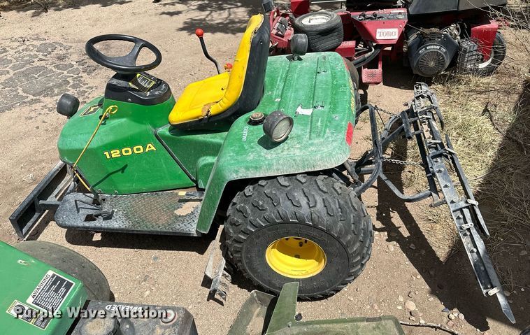image for item KX9067 John Deere 1200A  bunker rake