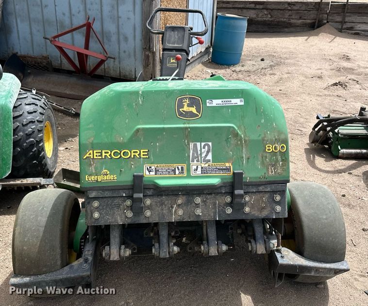 image for item KX9068 John Deere Aercore 800  aerator
