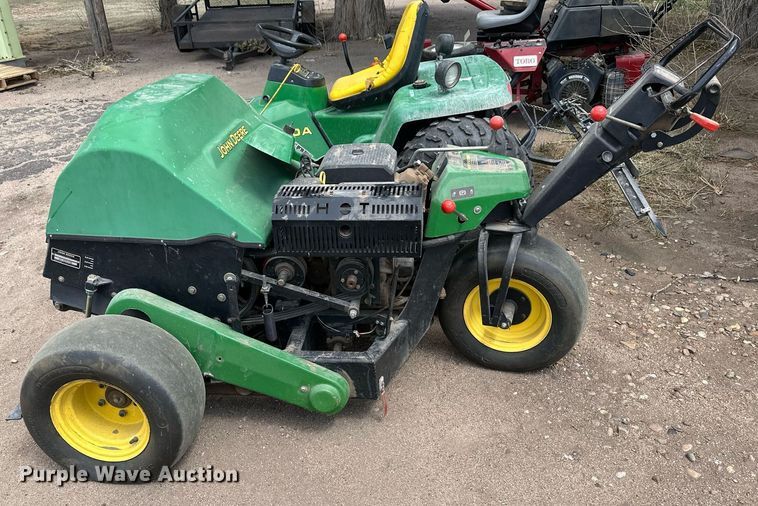 image for item KX9068 John Deere Aercore 800  aerator