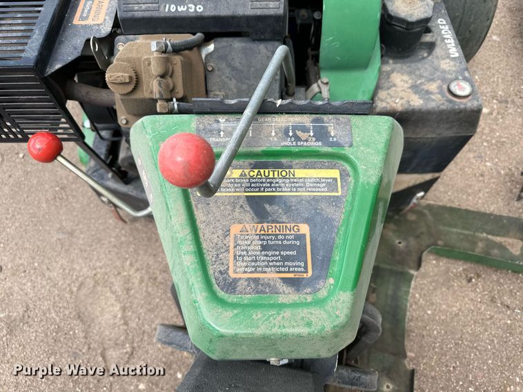 image for item KX9068 John Deere Aercore 800  aerator