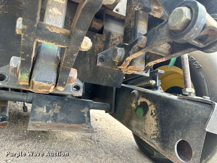 image for item KX9068 John Deere Aercore 800  aerator