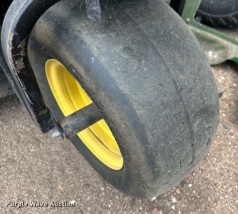 image for item KX9068 John Deere Aercore 800  aerator