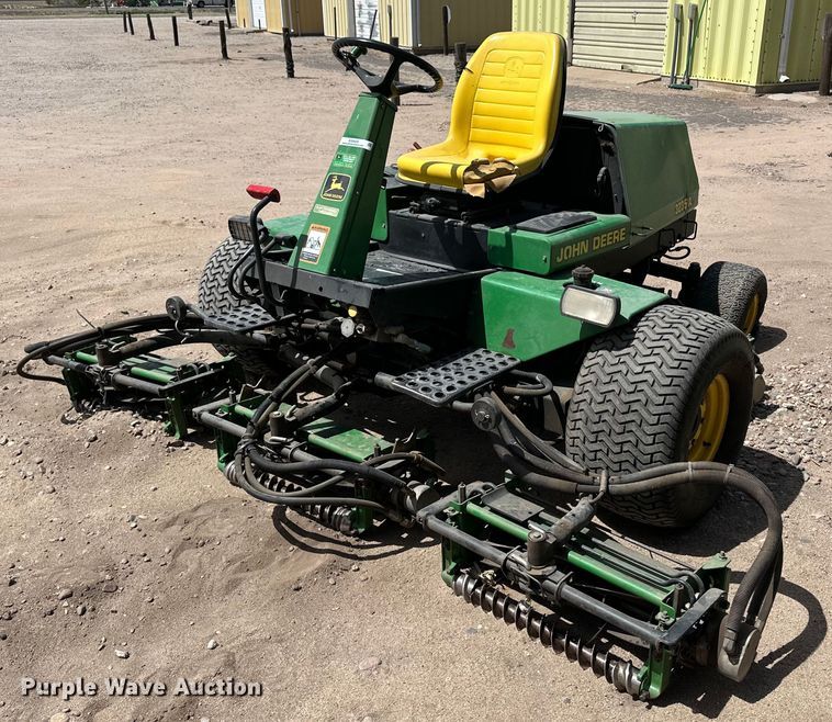 image for item KX9069 John Deere 3235A  reel mower