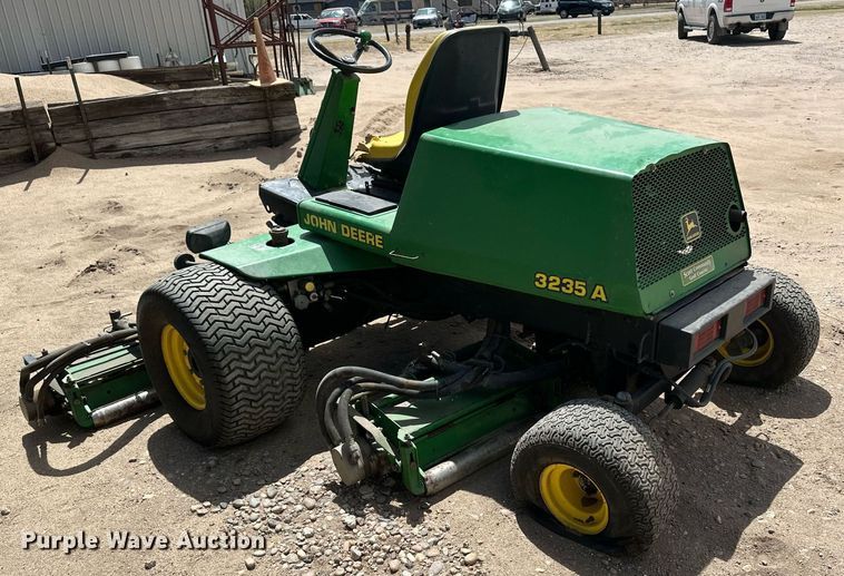 image for item KX9069 John Deere 3235A  reel mower